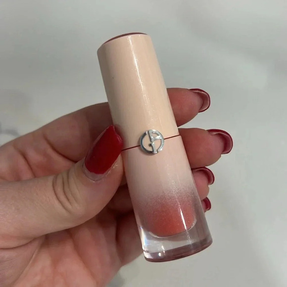 Giorgio Armani Liquid Blush - Picture 4 of 4